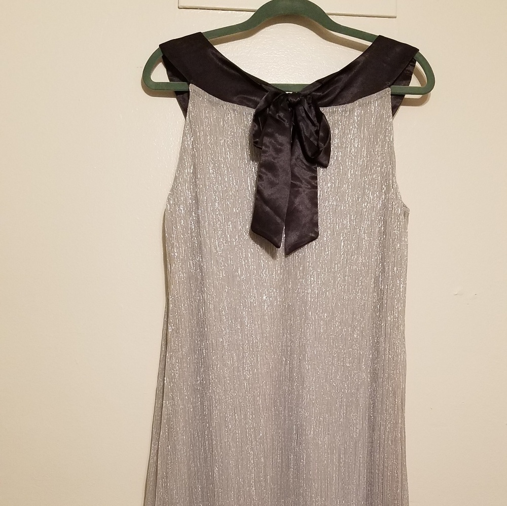 Dress - Picture 3 of 6